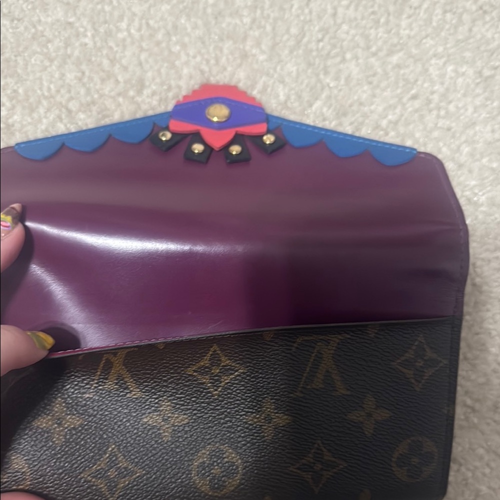 Authentic Louis Vuitton  Multicolor Women's Wallet - Picture 5 of 10